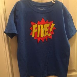 Children’s T- shirt 5 logo - aged 6-8